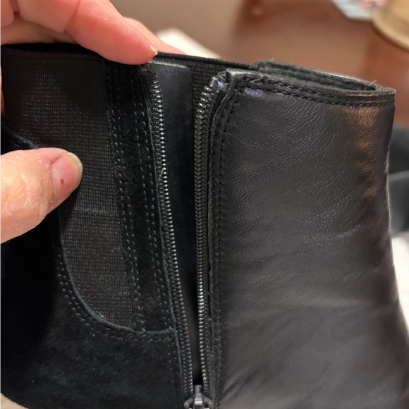 Clark’s Erin Kipley black bootie, gently used sz 11 - Picture 12 of 15